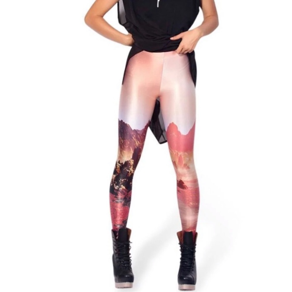 Blackmilk Mountains Of Mars Leggings RARE